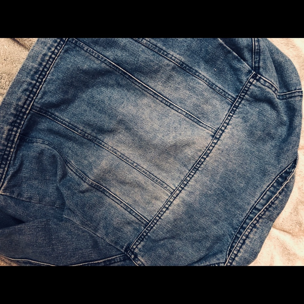 Spring Fever - Jean Jacket ๐ - Picture 4 of 4